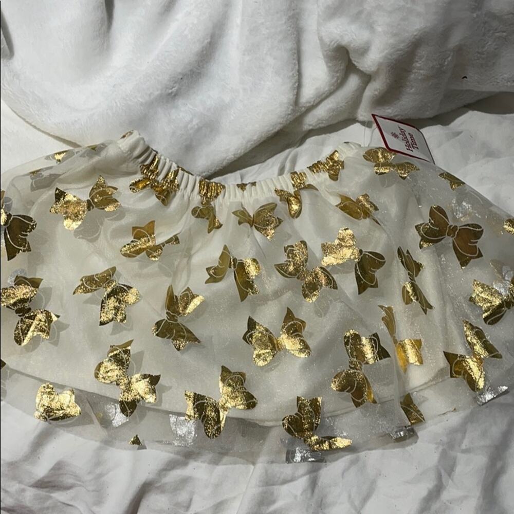Holiday time 24m cream gold bow skirt NWT